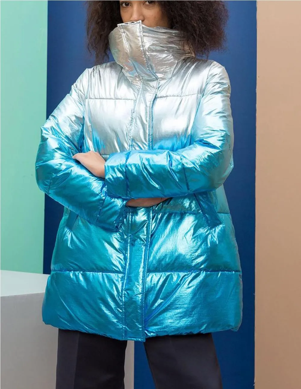 Abrigo Puffer Canadian Catherine Corto Plateado Mujer