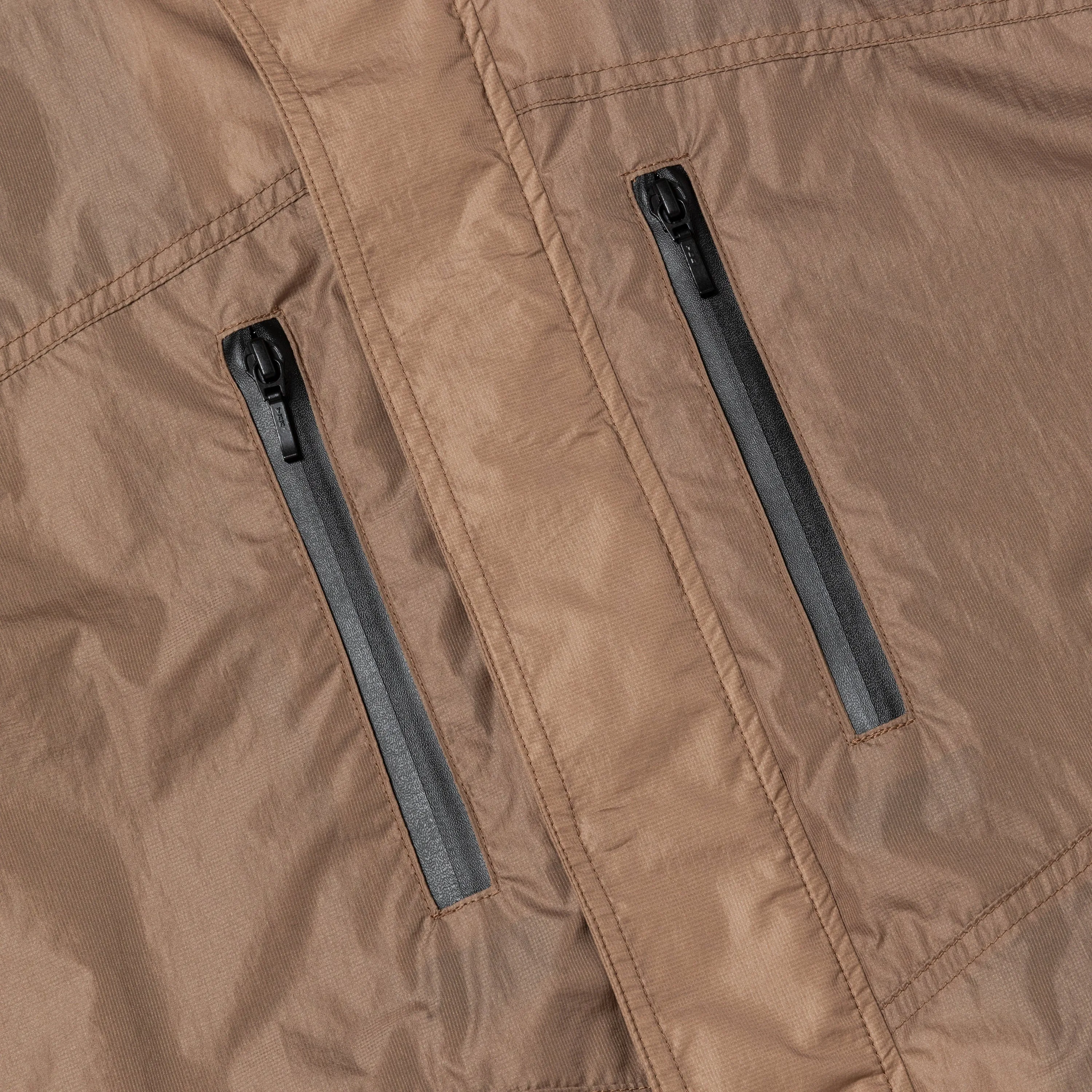 Air Circulation System Wind Vest (Greige)/MW-JKT25109