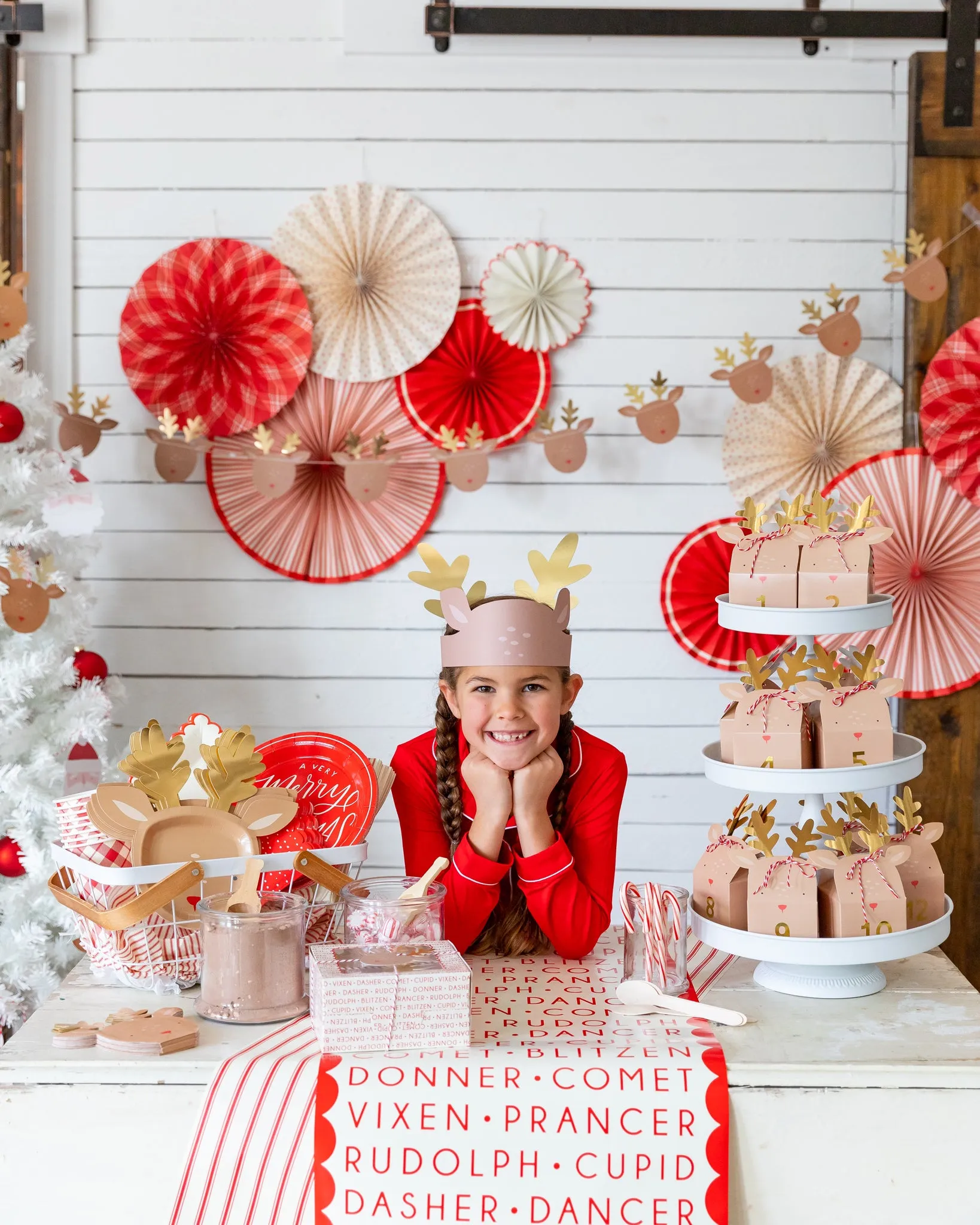 BEC908 - Dear Rudolph Reindeer Hat