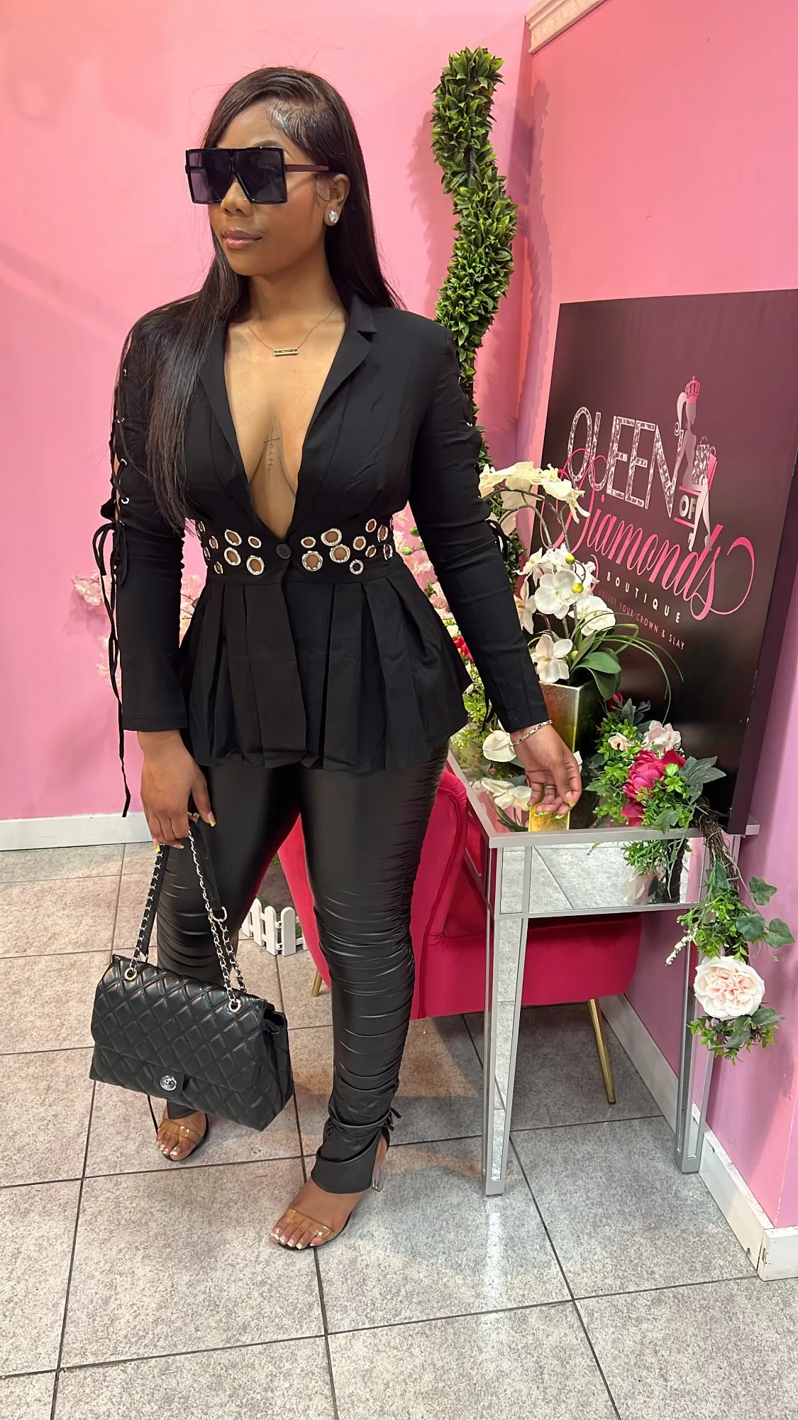 Doll Face Blazer - Black
