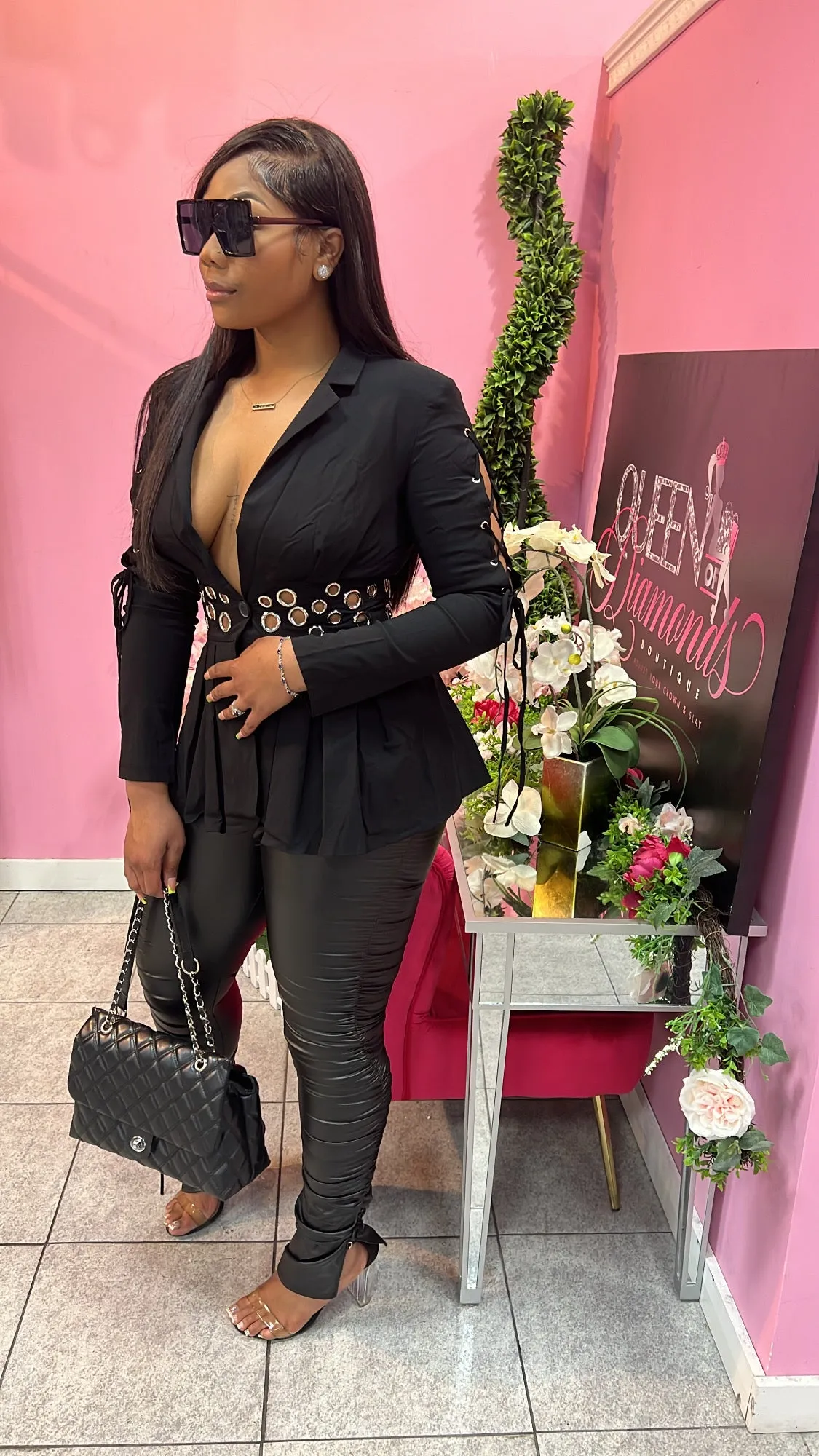 Doll Face Blazer - Black