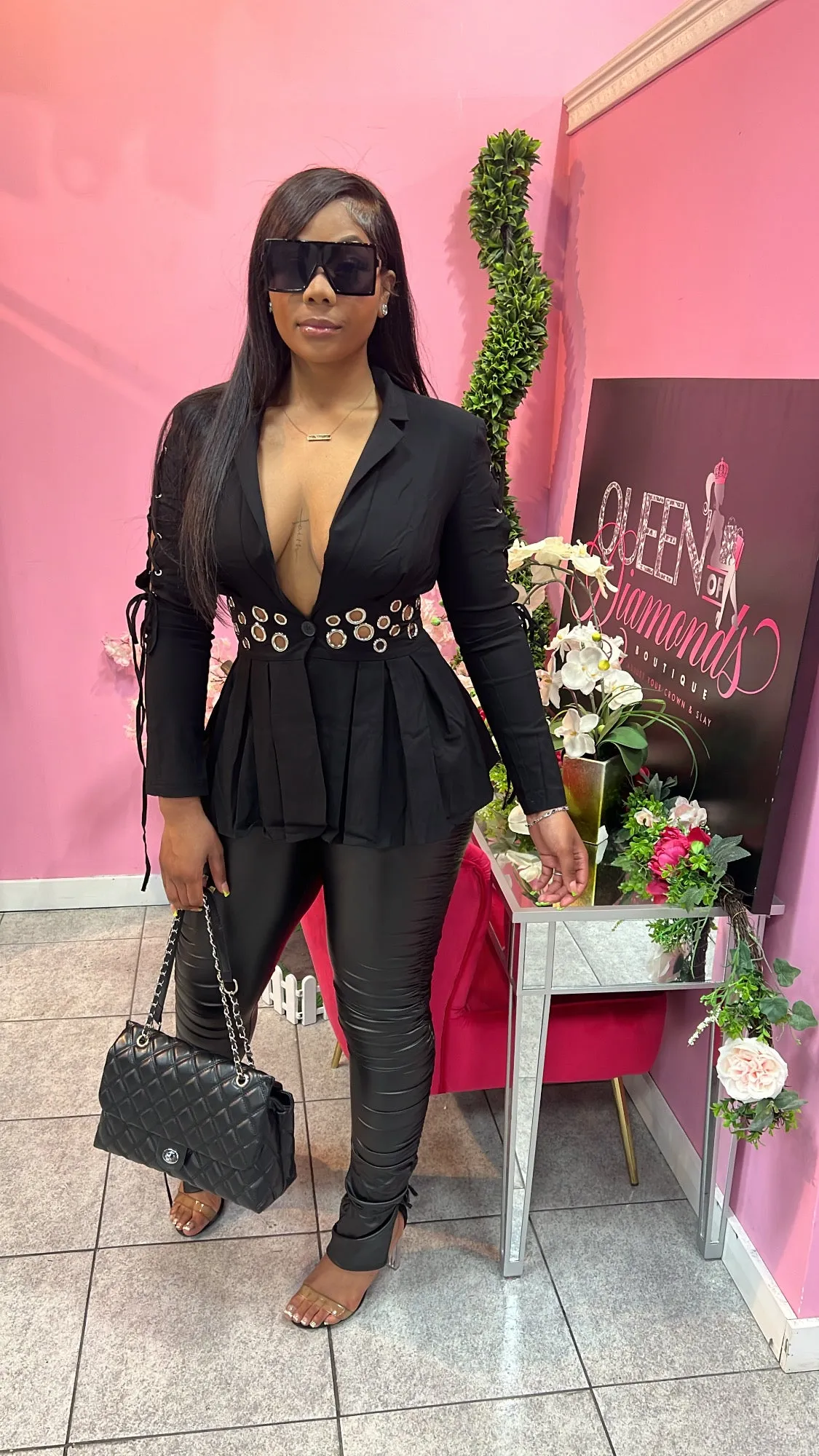 Doll Face Blazer - Black