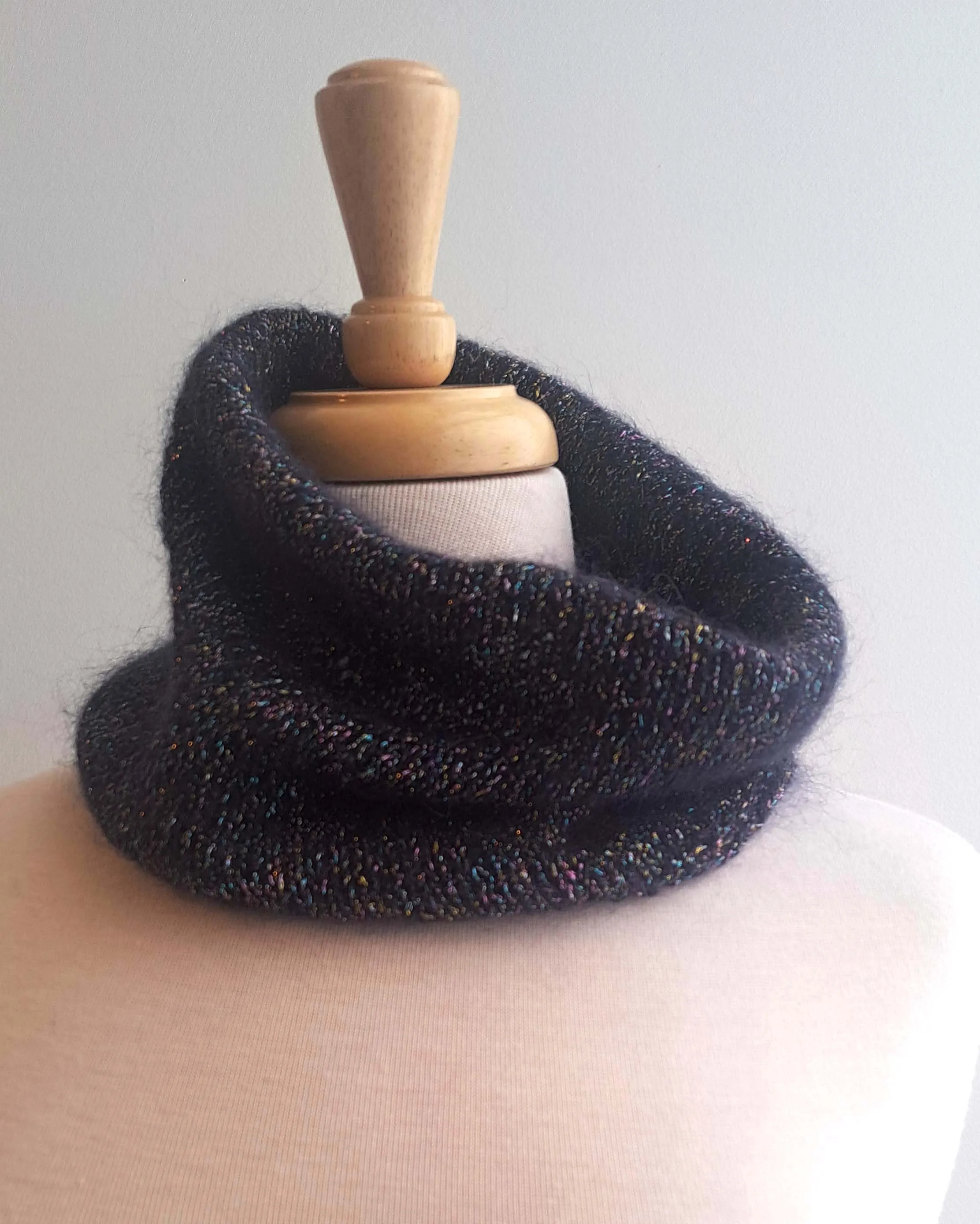 Shimmer Cowl Kit in Arme