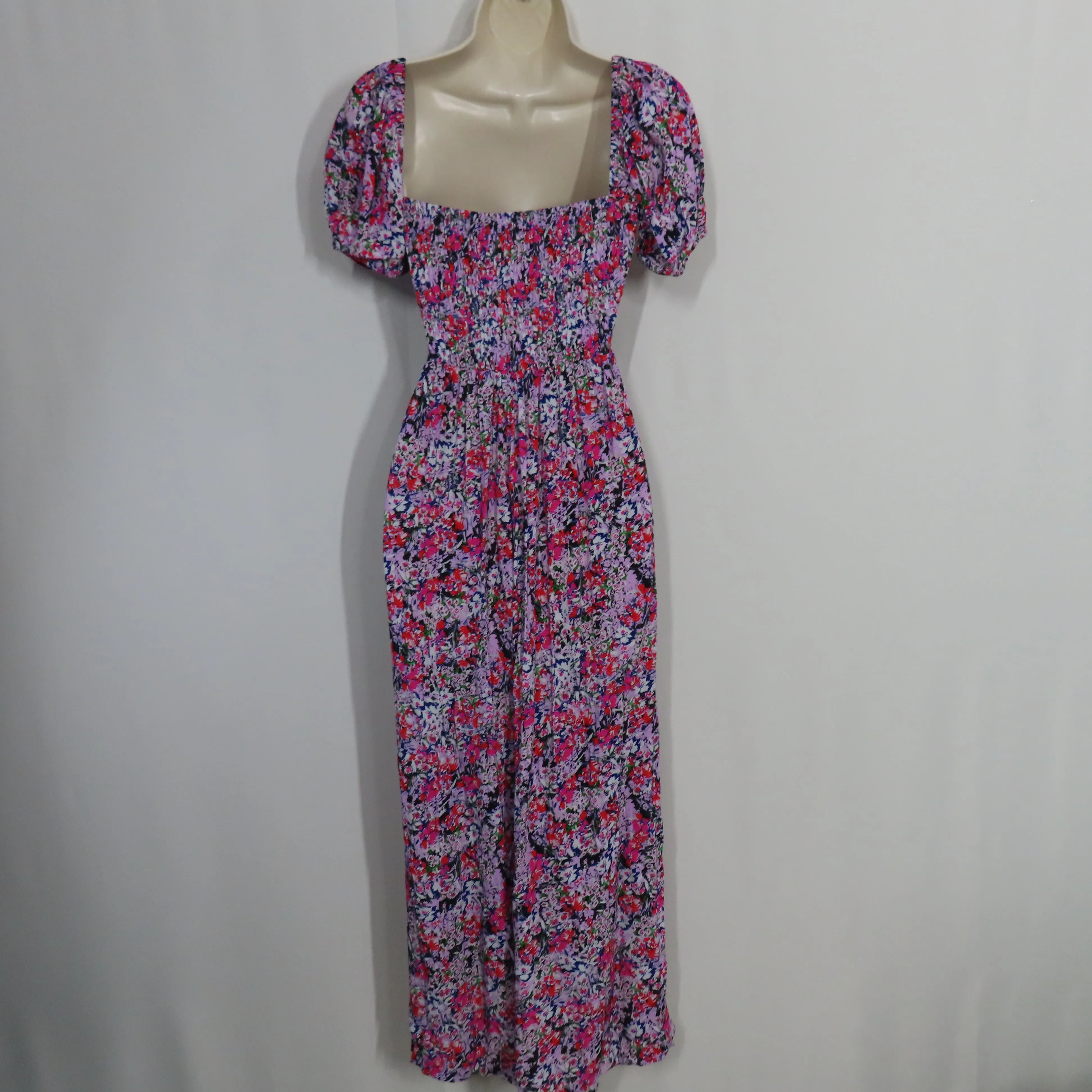 Yumi Kim Floral Smocked Lilac Camila Jumpsuit Short Puffy Sleeves Size Small